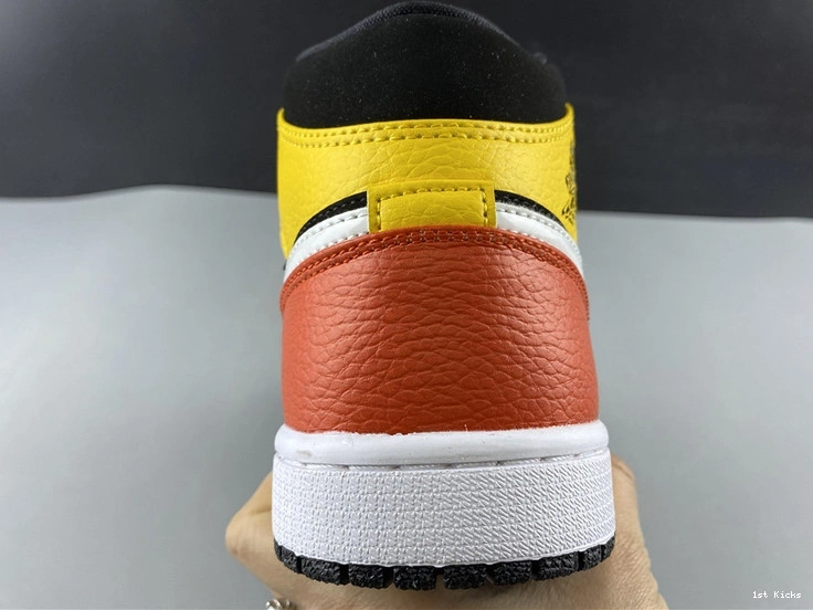 1 Mid Amarillo 852542-087 - Jordan Orange Black 1005